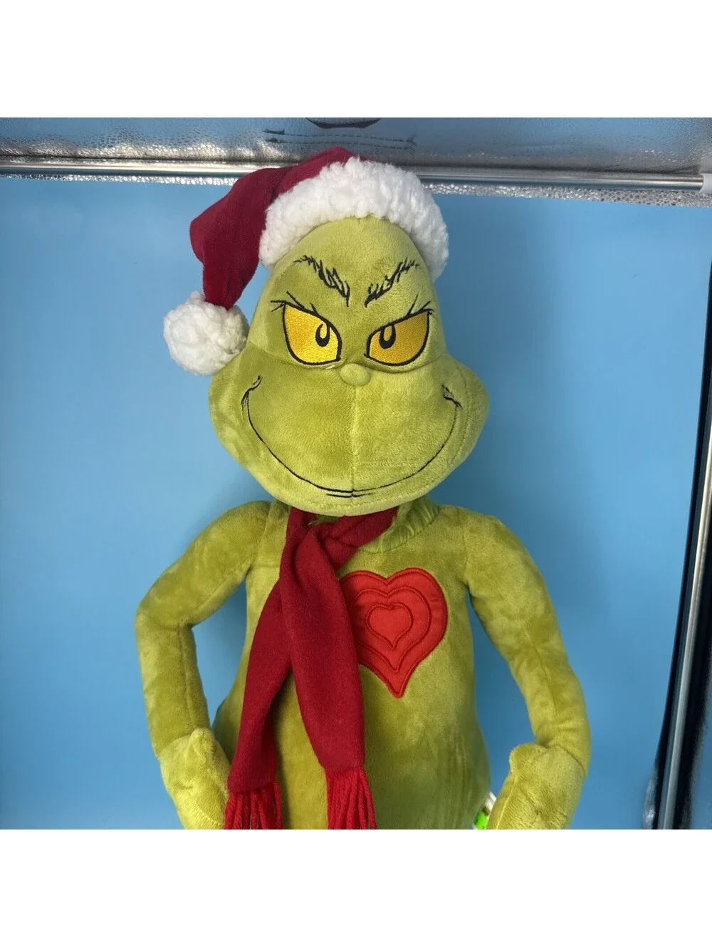 Dr. Seuss The Grinch Plush Christmas Greeter w/Beating Heart 22